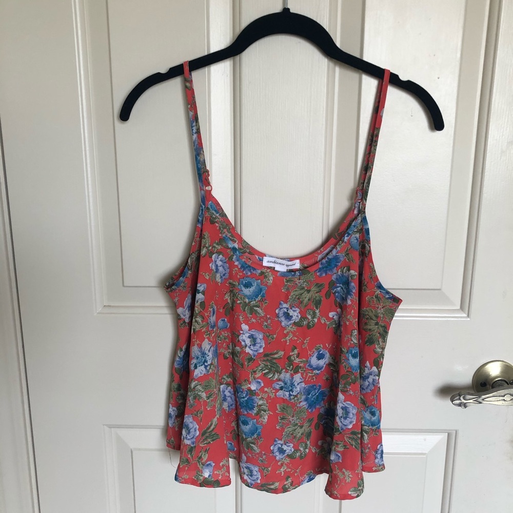 Cropped floral swing top